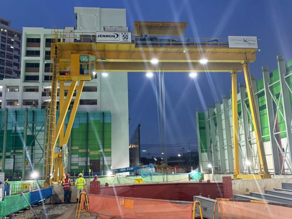 Double Girder 50T Gantry Crane used for construction at night view