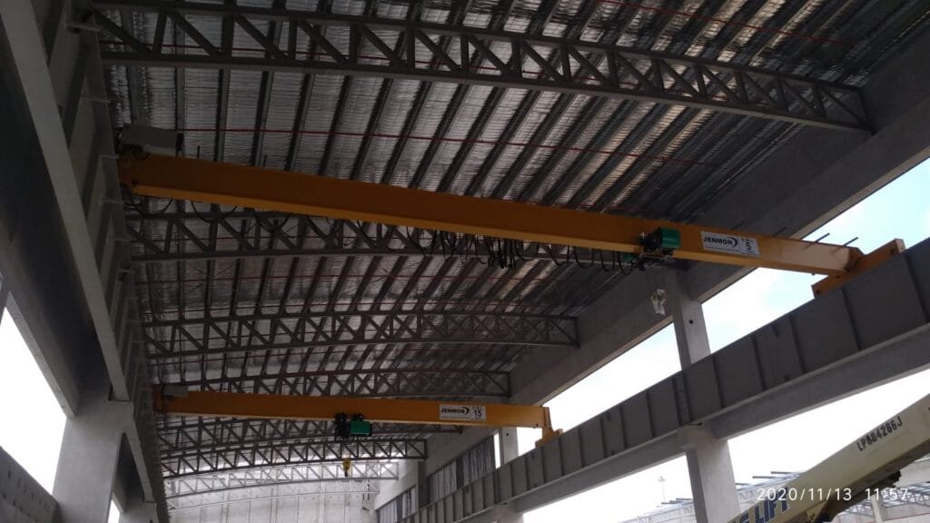 Avoid Downtime: Overhead Crane Parts Failures & Fixes